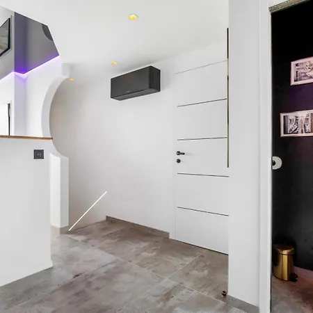 The Place To Be Port Nature *