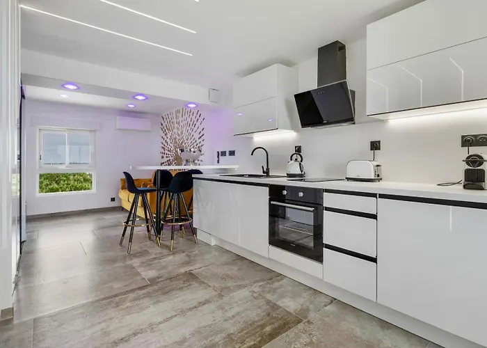 The Place To Be Port Nature Agde